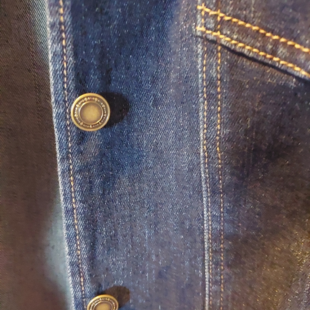 Jean Jacket - Picture 4 of 5